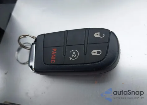 2020 Jeep Compass Limited 4X4 from USA, damaged, VIN 3C4NJDCB0LT104325